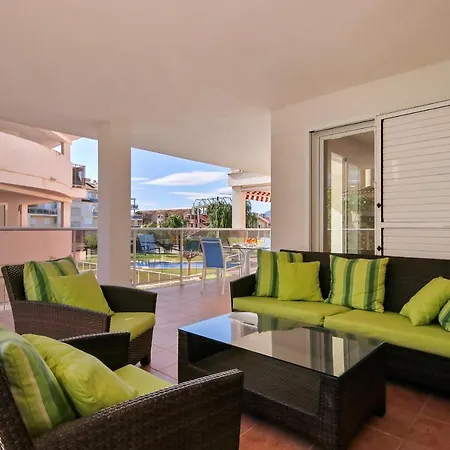 Apartment Holiday *